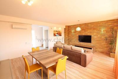 Vila de Lux cu acces la piscina - 4