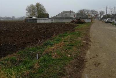 Teren de 2870 mp, în Central - 4