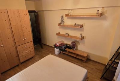 Apartament cu 3 camere decomandat în Astra - 6