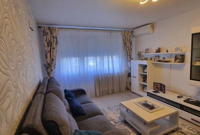 Apartament cu 3 camere decomandat în Cotroceni