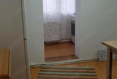 Apartament cu 2 camere decomandat în Sud