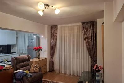 Vanzare apartament 2 camere | Iulia Hasdeu | et 3 | renovat | 55 mp utili | Bloc - 9