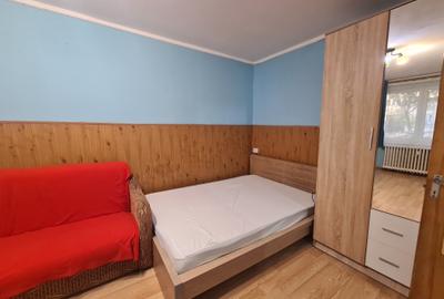 Garsonieră decomandată, mobilată în Văcăresti - 12