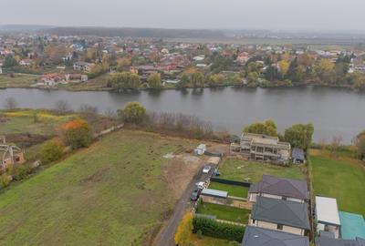 Vilă modernă cu vedere la lac, minicomplex inchis - 3