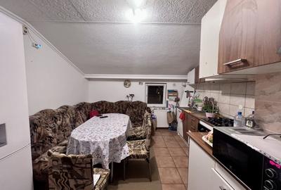 Apartament cu 3 camere decomandat, mobilat în Dâmbovița - 7