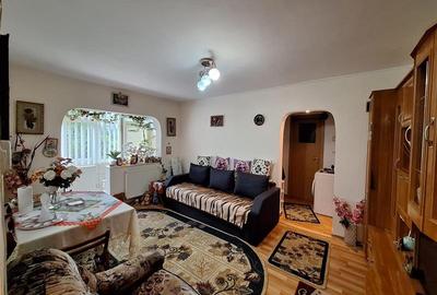 Apartament cu 2 camere semidecomandat în Mioriței
