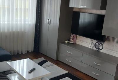 Apartament cu 2 camere decomandat în Crângași