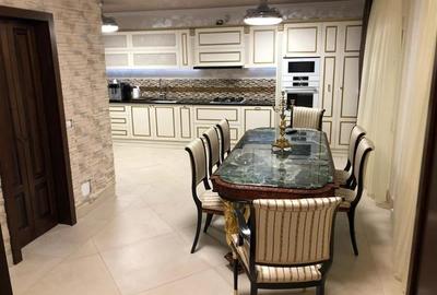 Vila de Lux cu Piscina, Finisaje Premium si Dotari High-End - 2