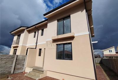 Duplex cu 4 camere cu Canalizare în Moșnița Nouă - 3