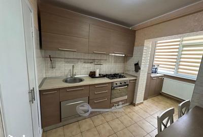 Apartament cu 3 camere decomandat în Nicolina - 5