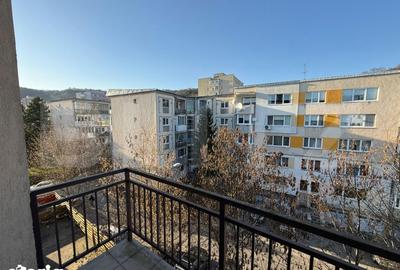 Apartament cu 3 camere în Grigorescu