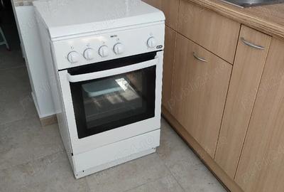 Apartament cu 2 camere decomandat în Circumvalațiunii - 10