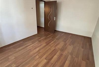 Apartament cu 3 camere decomandat în Hipodrom - 2