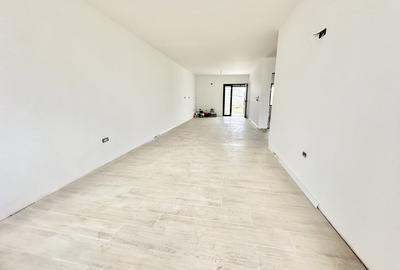 Duplex pe parter cu 3 camere - Bucovat - 2