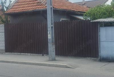 Casa amplasata pe un teren de 280mp cu potential comercial pe str Orly - 5