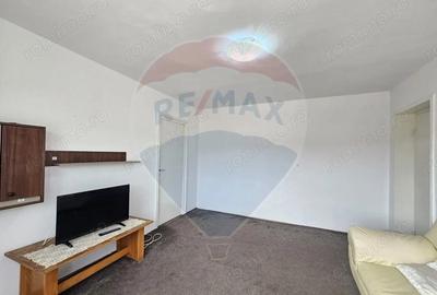 Apartament cu 3 camere semidecomandat în Central - 1