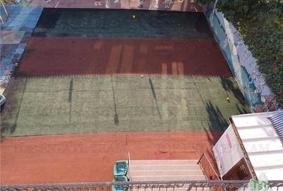 Casă individuală cu 5 camere cu Canalizare în Micro 14 - 16