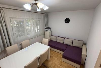 Apartament cu 3 camere decomandat în Lipovei
