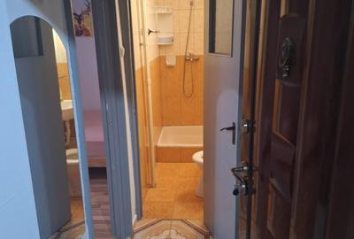 Garsonieră decomandată în Costin Georgian - 1