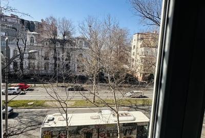 Apartament cu 3 camere semidecomandat în Romană - 1