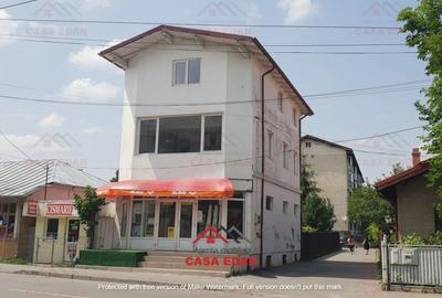 Spațiu comercial, 250 mp în Central