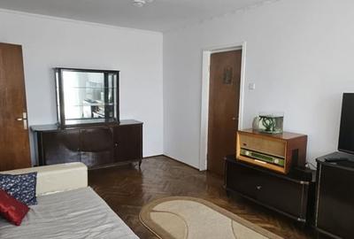 2 camere renovate, prima inchiriere, vedere la Parcul IOR - Titan - 2