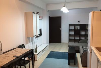 Apartament cu 2 camere semidecomandat, mobilat în Păcii - 2