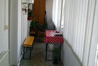 Apartament cu 3 camere decomandat în Răcădău - 14