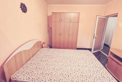 Apartament cu 2 camere decomandat în - 6