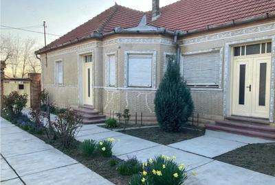 Casa cu 4 camere ?i teren 3217 mp.in Simand - Arad - 5