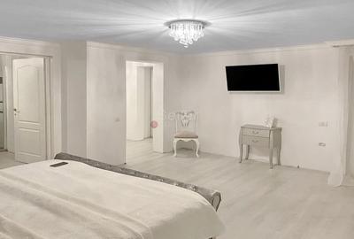 Proprietate compusa din 2 case - 5