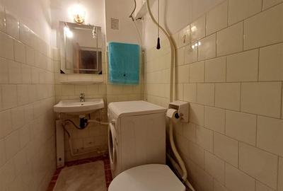 Apartament cu 3 camere decomandat, mobilat în Bd. Independenței - 13