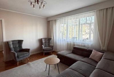 Apartament cu 3 camere semidecomandat în Central - 4