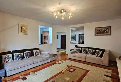 Casă cu 6 camere cu Teren 800 Mp în Calea București - 16