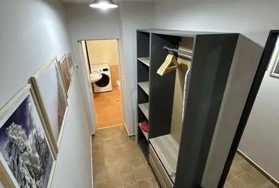Garsonieră decomandată în Herăstrău
