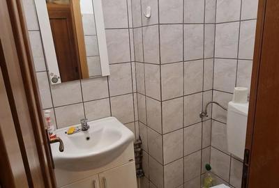 Apartament cu 3 camere decomandat în Soarelui - 3