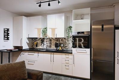 Aproape de magazine. Cochet. Luminos. - 6