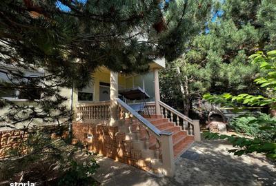 Casă cu 7 camere cu Teren 600 Mp în Central - 13