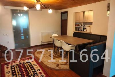 Casă cu 5 camere cu Teren 2100 Mp în Sălicea