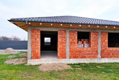 Casa la rosu si teren 500 mp,in cartier de vile,com. Dumbrava Rosie - 5