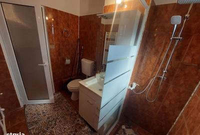 Apartament cu 2 camere decomandat în Sud