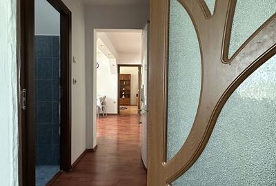 Apartament cu 2 camere decomandat în Calea București - 1
