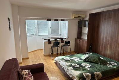 Garsonieră decomandată în Central - 2