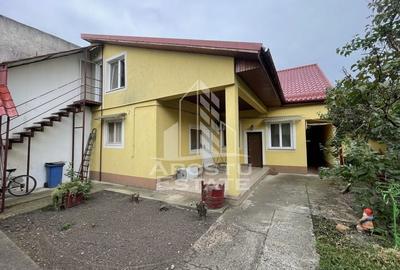 Casa cu trei apartamente zona Garii - 15