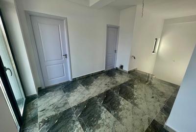 Casă individuală cu 5 camere cu Canalizare în Apărătorii Patriei - 12
