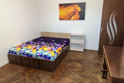 Garsonieră semidecomandată în 9 Mai - 1