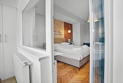 Apartament cu 6 camere decomandat, mobilat în Magheru - 24