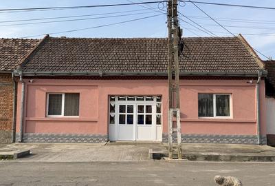 Casă cu 4 camere în Răcășdia - 4