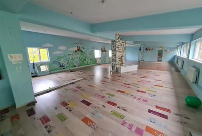 Apartament cu 4 camere decomandat, mobilat în Berceni