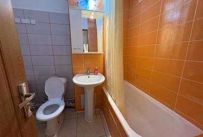 Apartament, 3 camere, decomandat, 78 mp, Calea Bucuresti, Zona Pasajului - 9